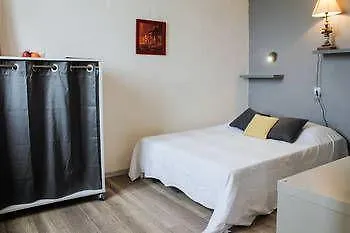 Le Rescator Tamaris Vue Exceptionnelle Climatise Avec Piscine Et Parking Apartment